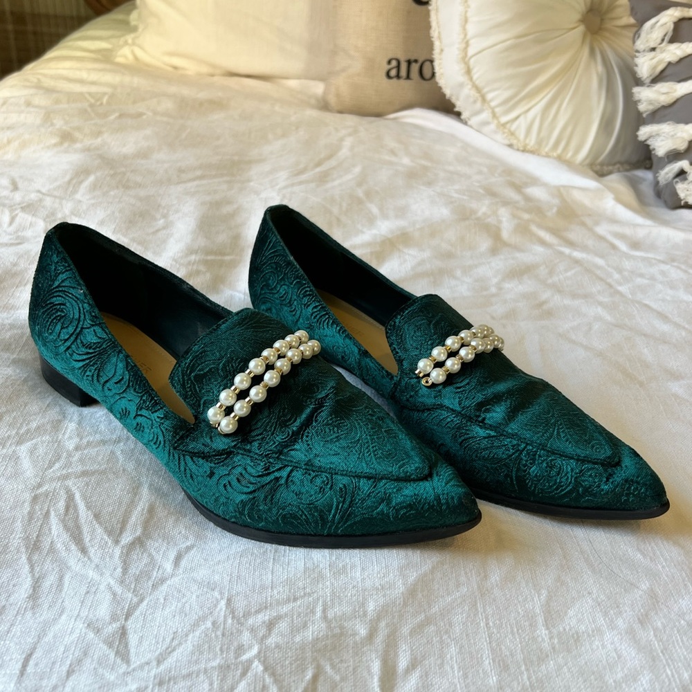 March Fisher Green Velvet Loafer with Pearls